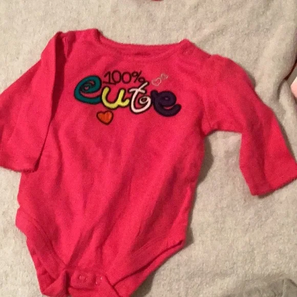 Bundle of baby girl onesies 0-3 months - Picture 3 of 4